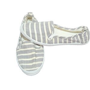 West Loop Women's Size M 7-8 Striped Fabric Slip On Flats Gray White